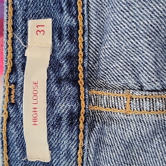 LEVI'S HIGH LOOSE Distressed Jeans Sz 31 - Picture 4 of 7